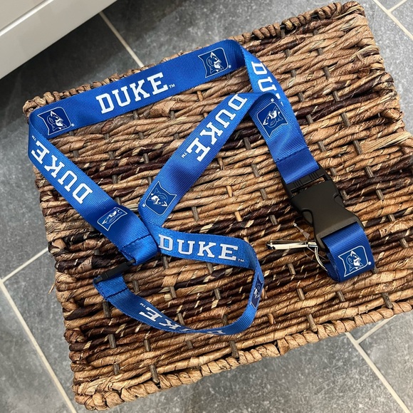 Duke Lanyard - Picture 1 of 4